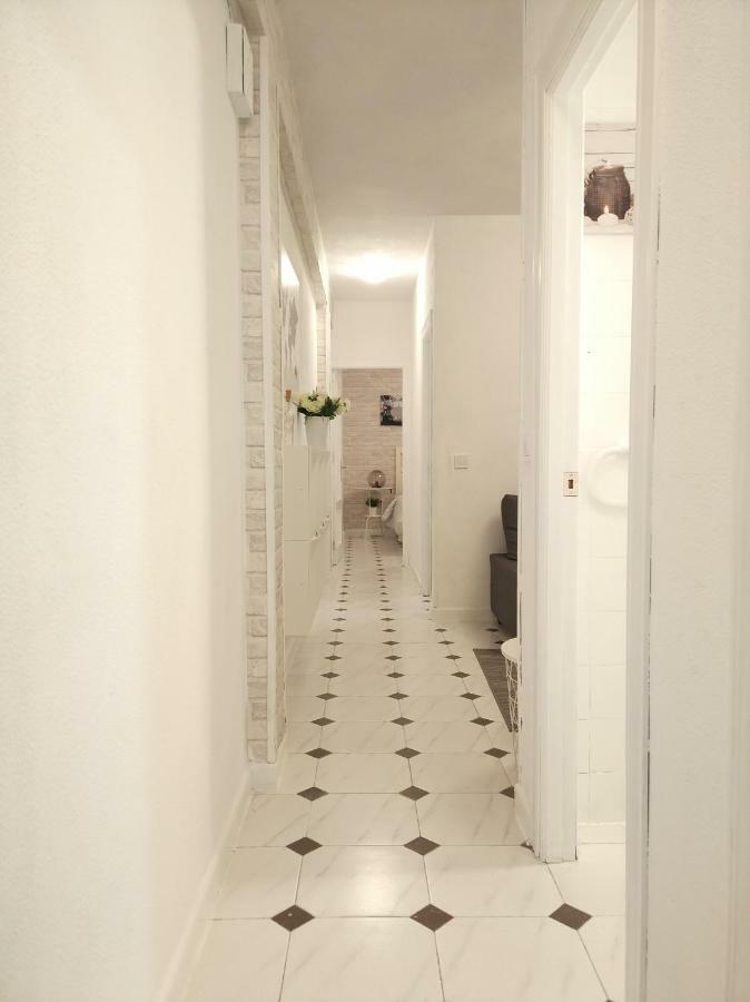 Apartamento Capuchinos マラガ エクステリア 写真